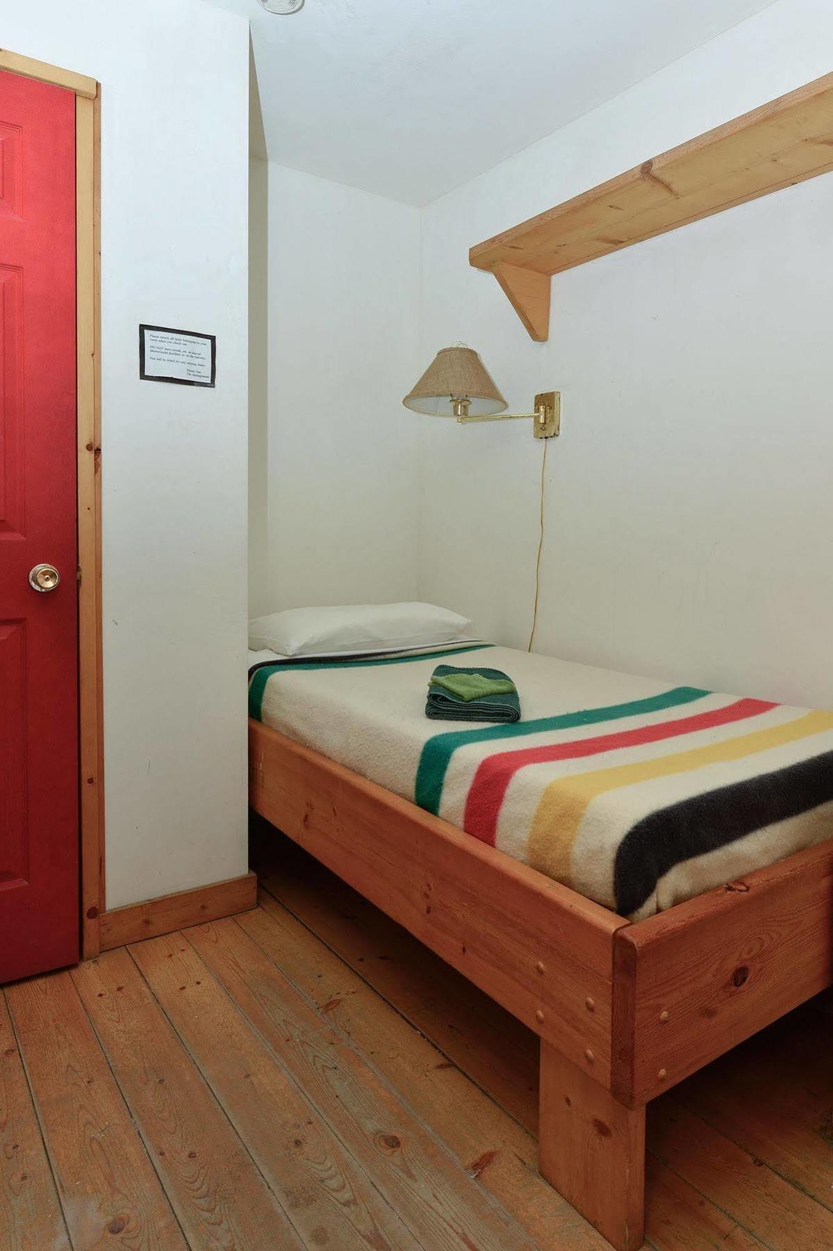 The Bunkhouse Hotel ดอว์สันซิตี้ ภายนอก รูปภาพ